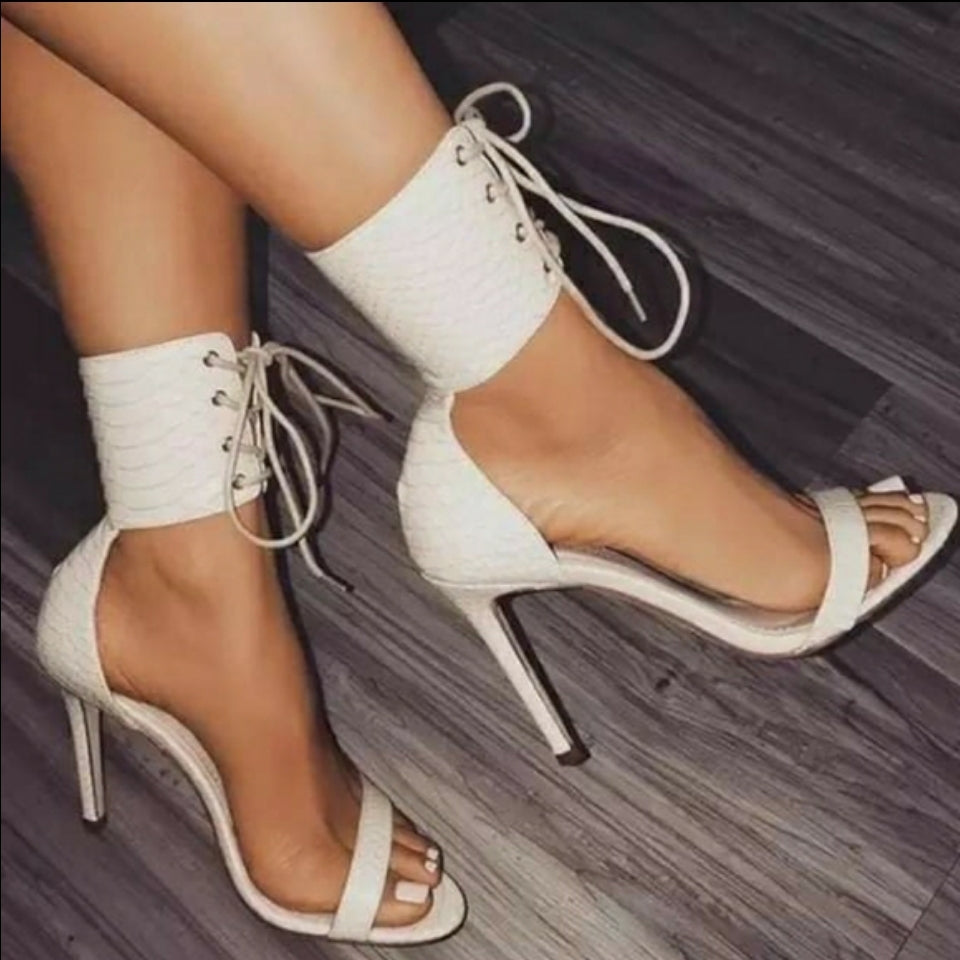 Women’s high-heeled open toe shoes