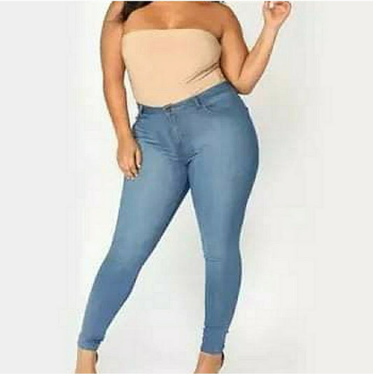 Women’s skinny denim plus-size jeans
